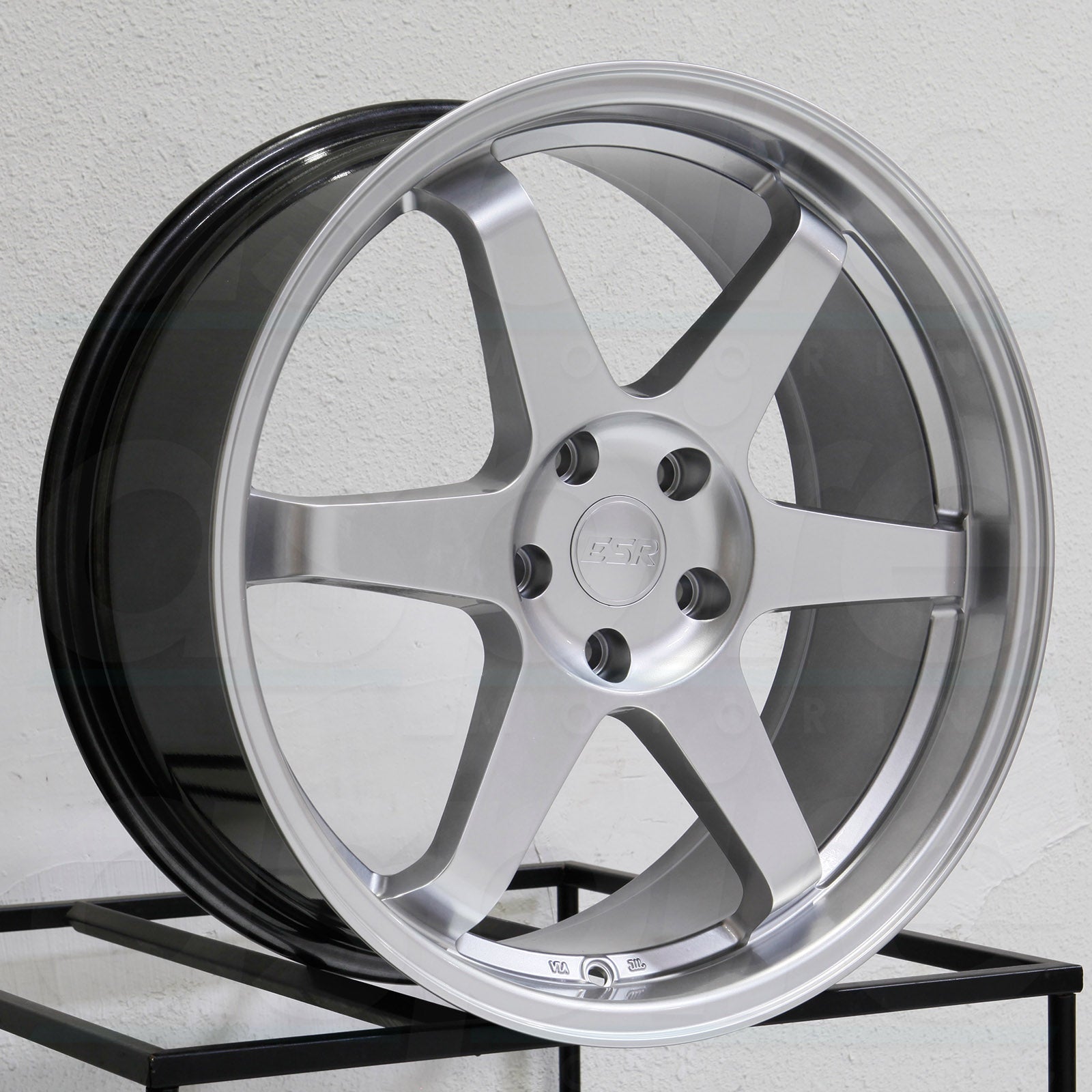 ESR Wheels SR07 Hyper Silver – aspire MOTORING